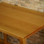 ダイニングテーブル